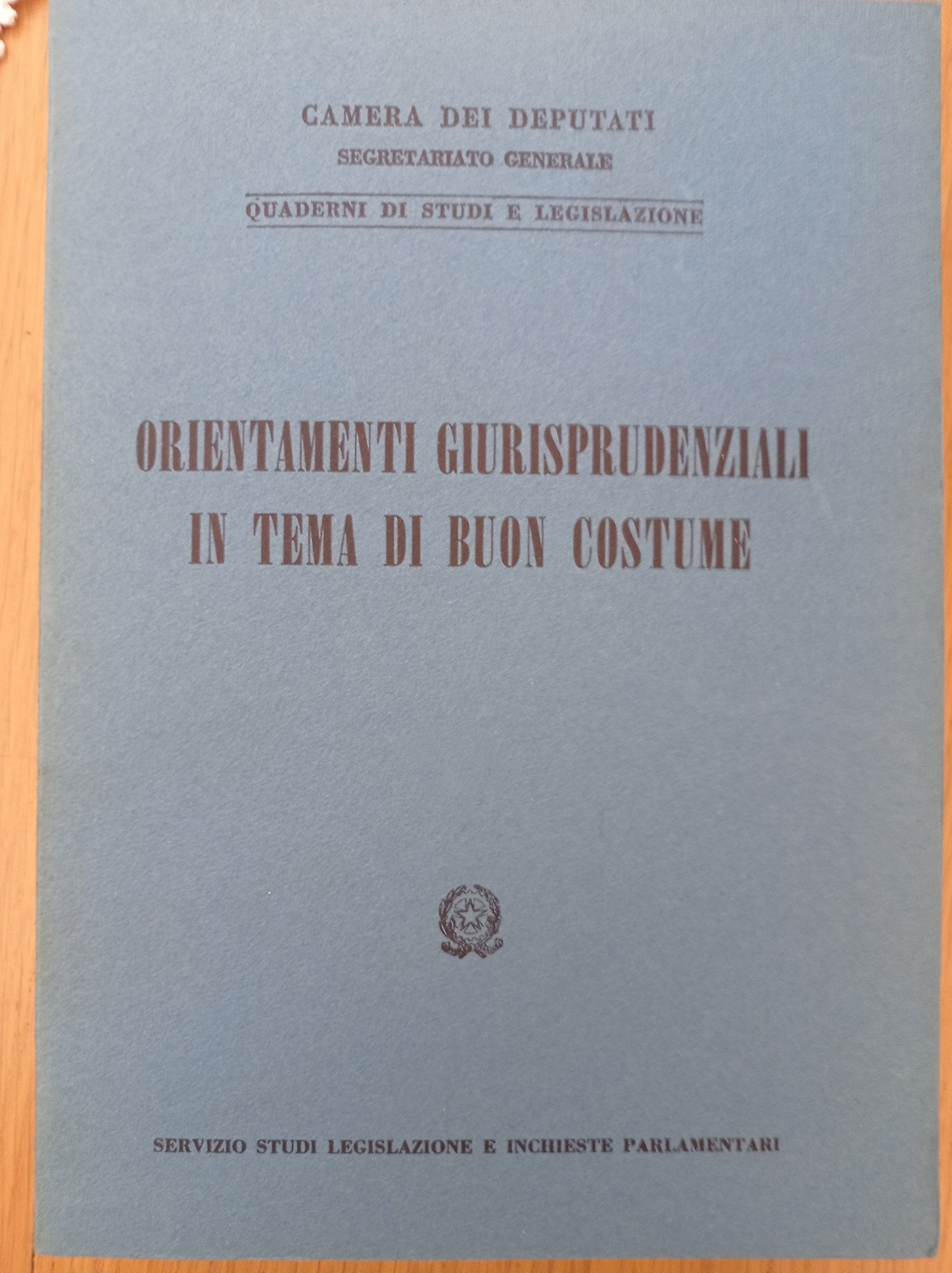 Orientamenti giurisprudenziali in tema di buon costume - copertina