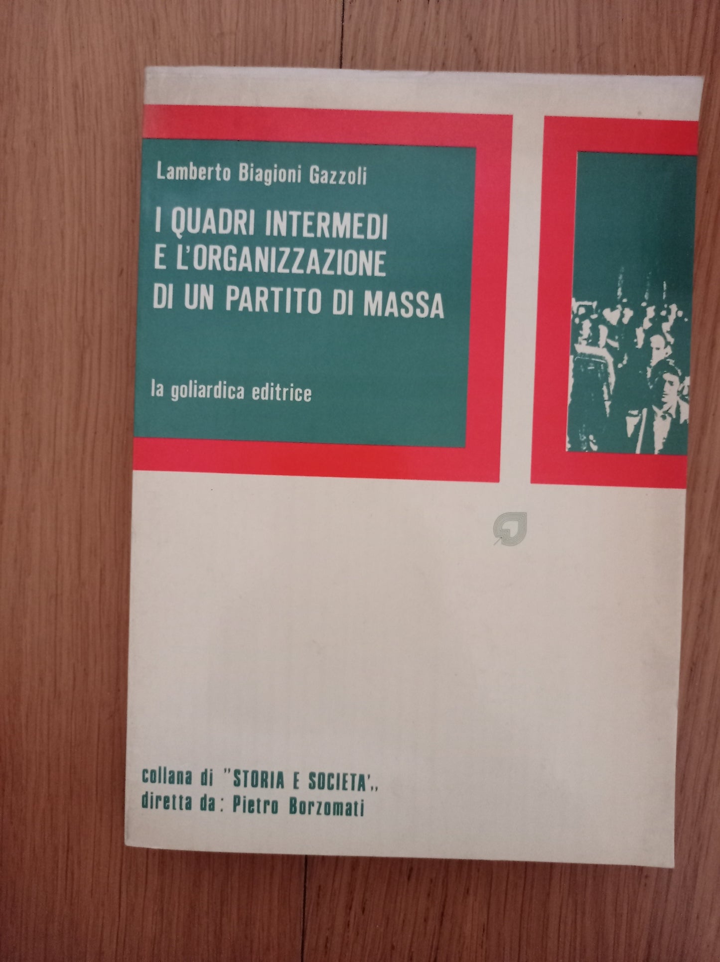 I quadri intermedi e l'organizzazione di un partito di massa - copertina