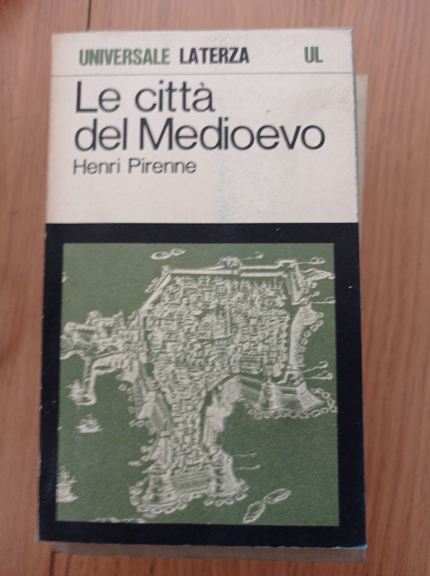 Le città del Medioevo - copertina