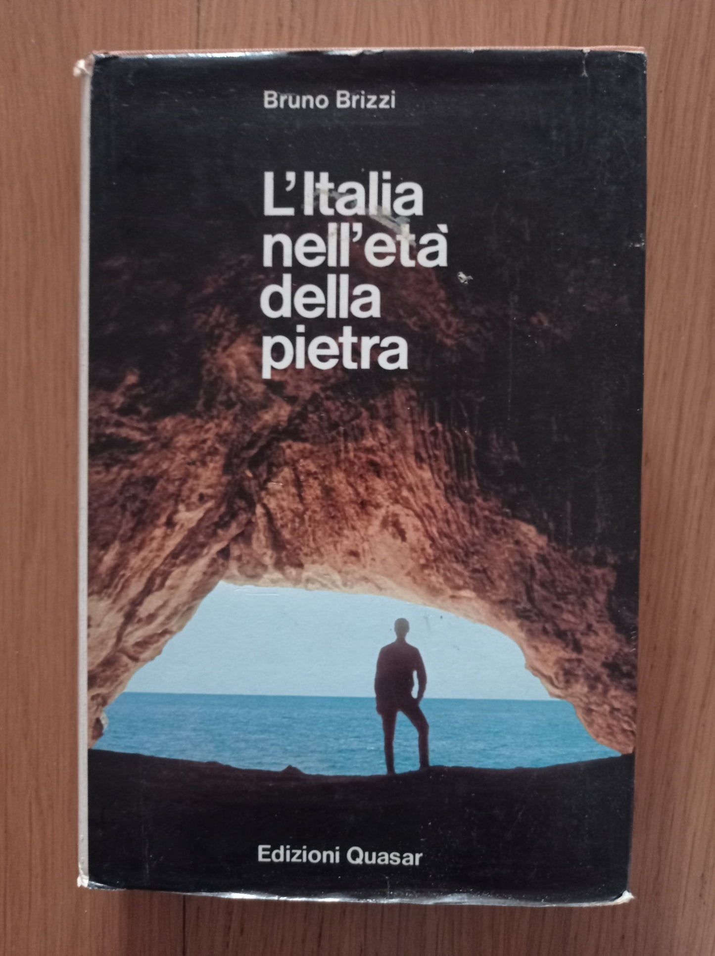 L' Italia nell'età della pietra - copertina