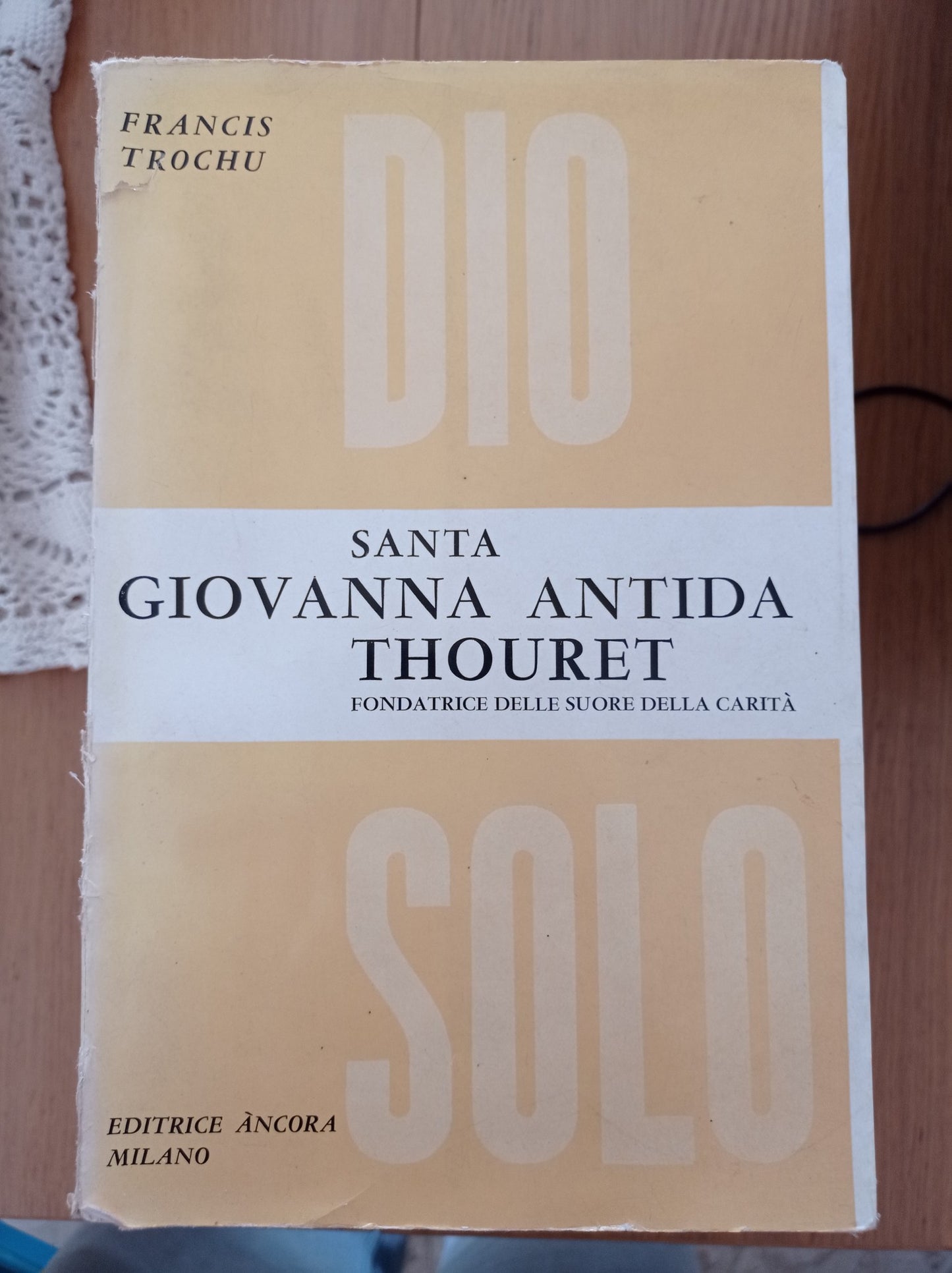 Santa Giovanna Antida Thouret - copertina