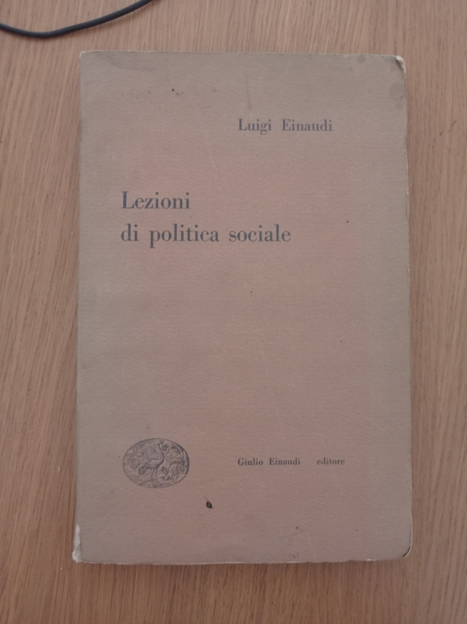 Lezioni di politica sociale - copertina