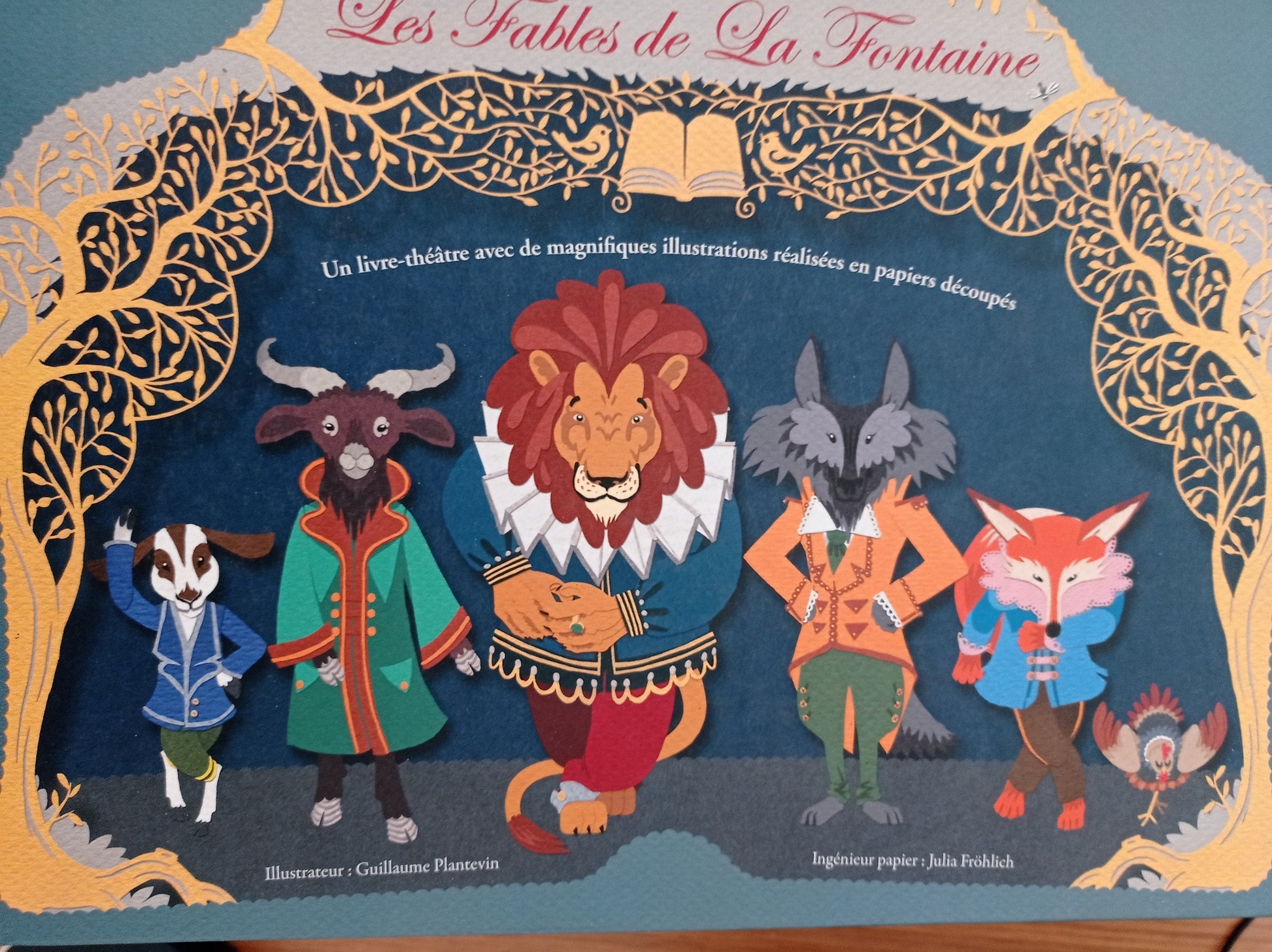 Les Fables de La Fontaine - Livre Théâtre - copertina