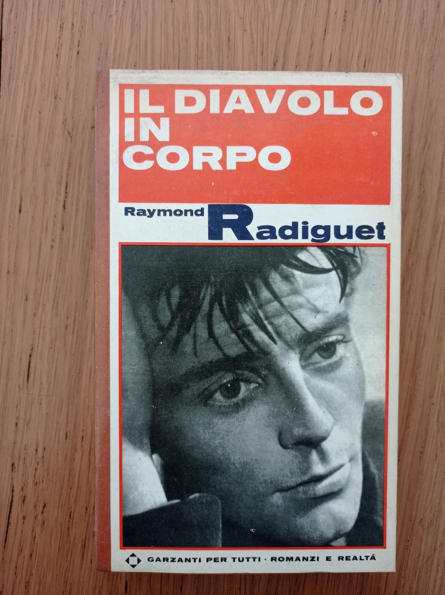 Il diavolo in corpo - copertina