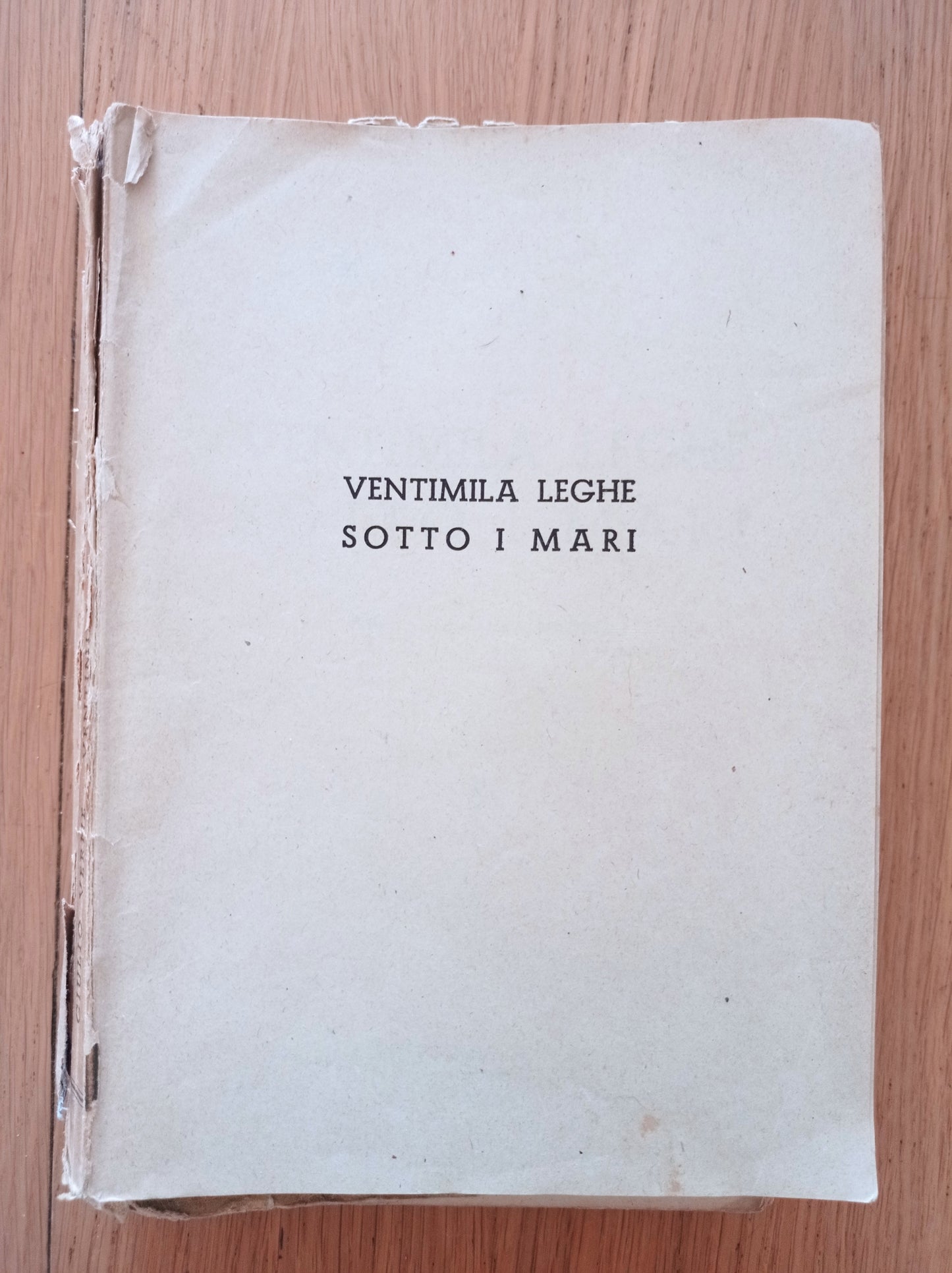 Ventimila leghe sotto i mari - copertina
