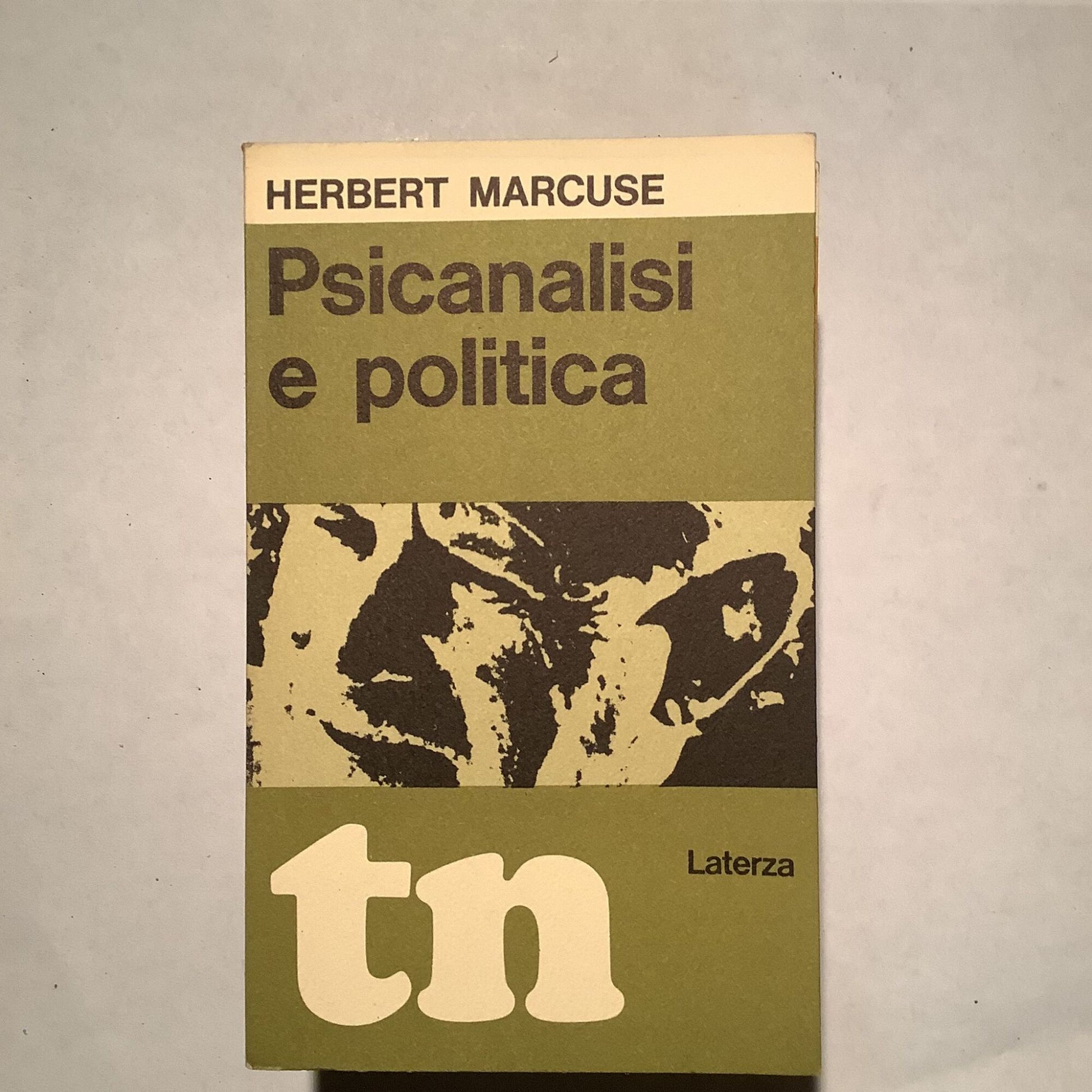 Psicanalisi e politica - copertina