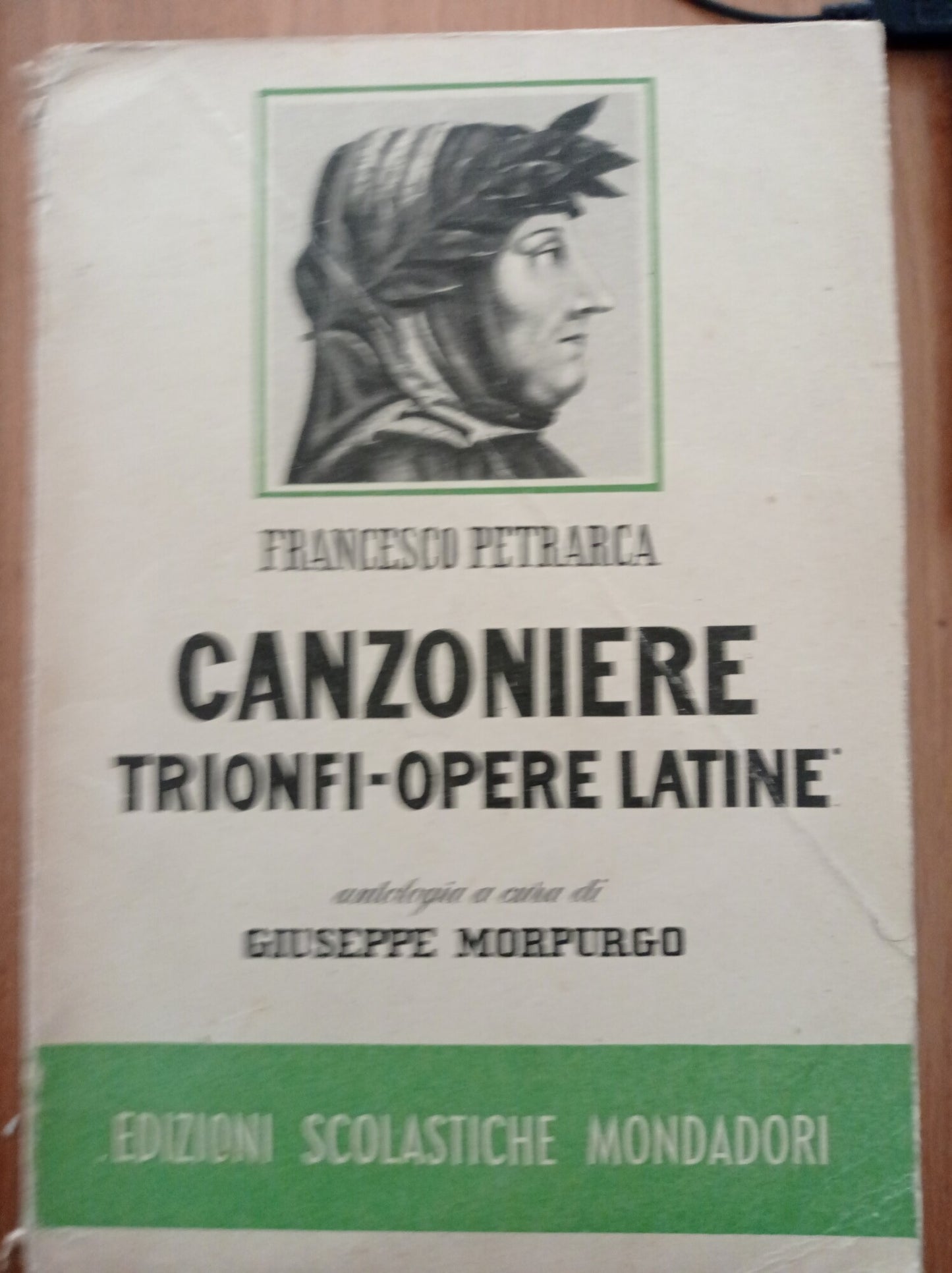Canzoniere trionfi - opere latine - copertina