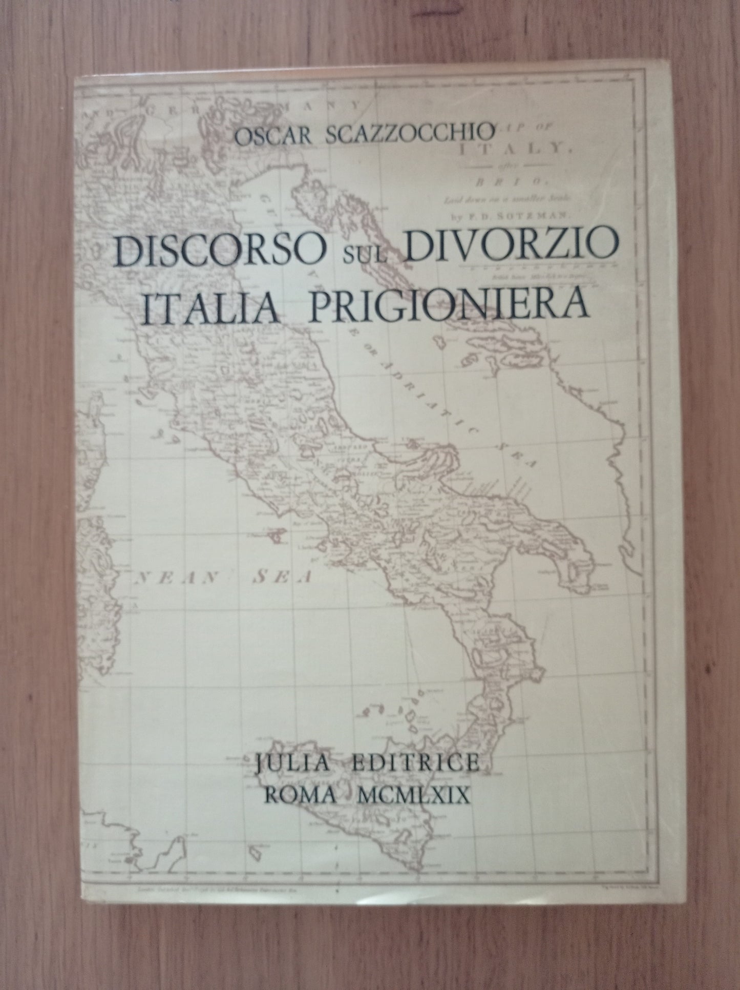 Discorso sul divorzio Italia prigioniera - copertina