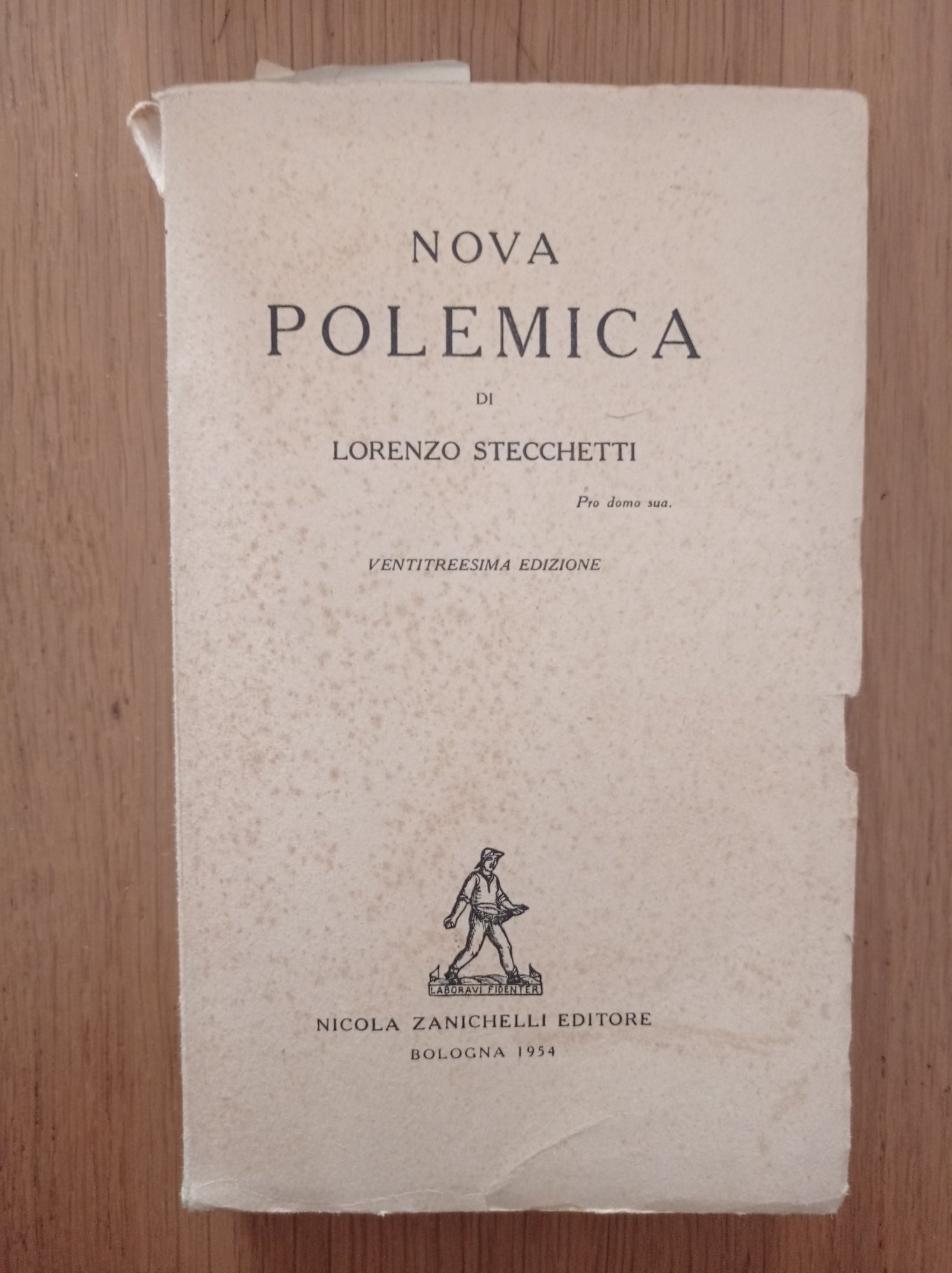 Nova polemica - copertina