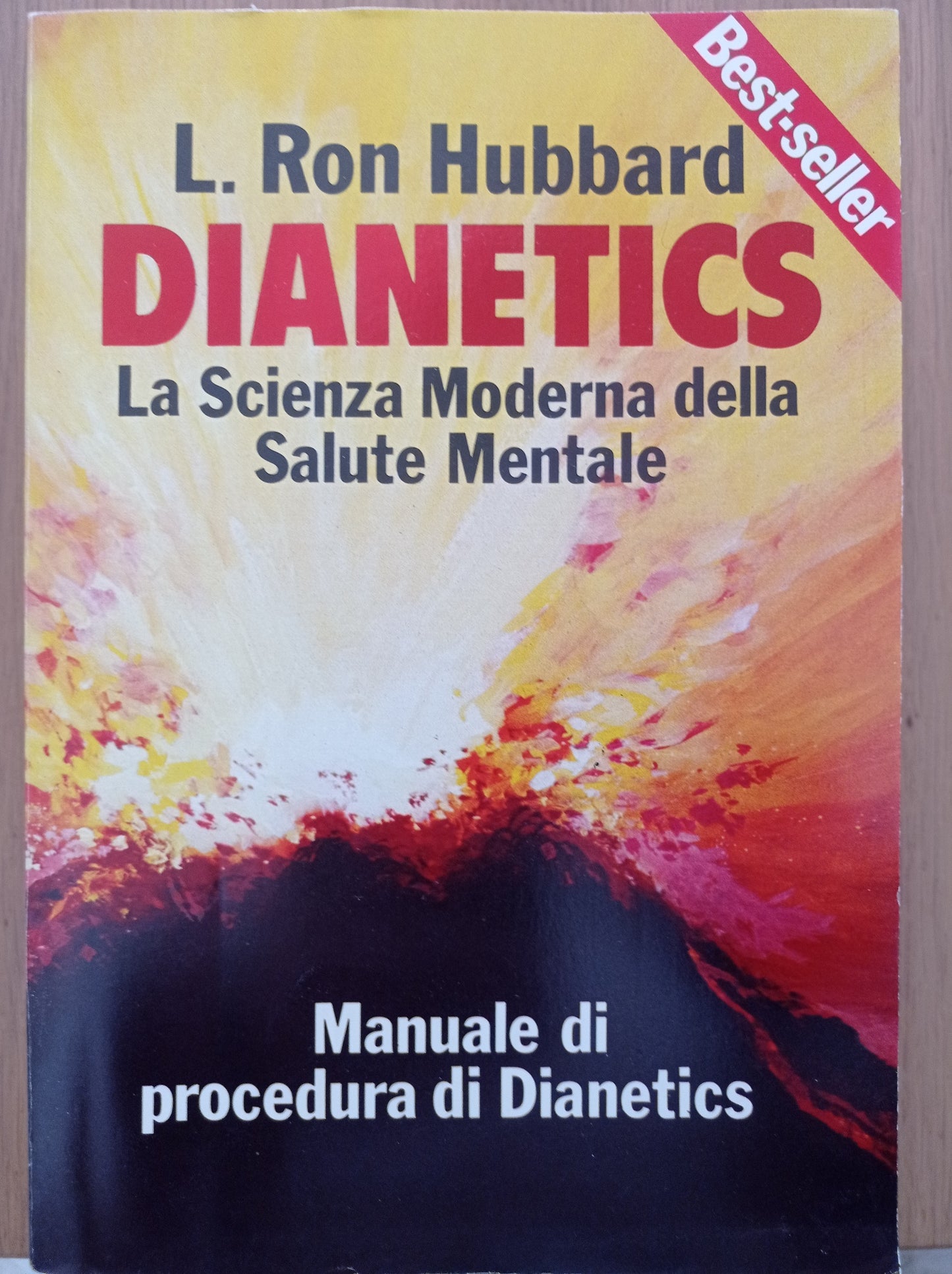 Dianetics. La scienza moderna della salute mentale. Manuale di procedura di Dianerics - copertina