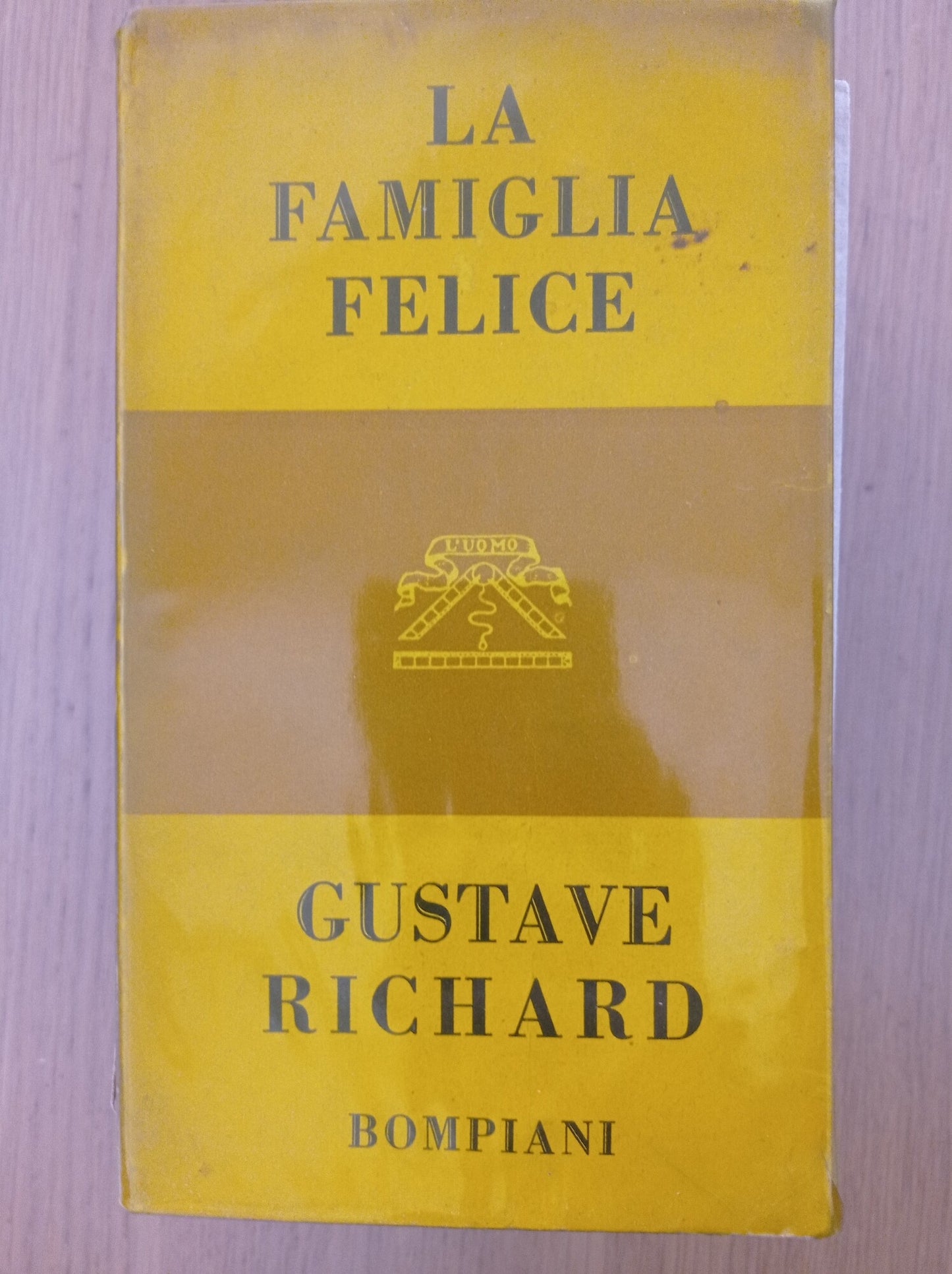 La famiglia felice - copertina