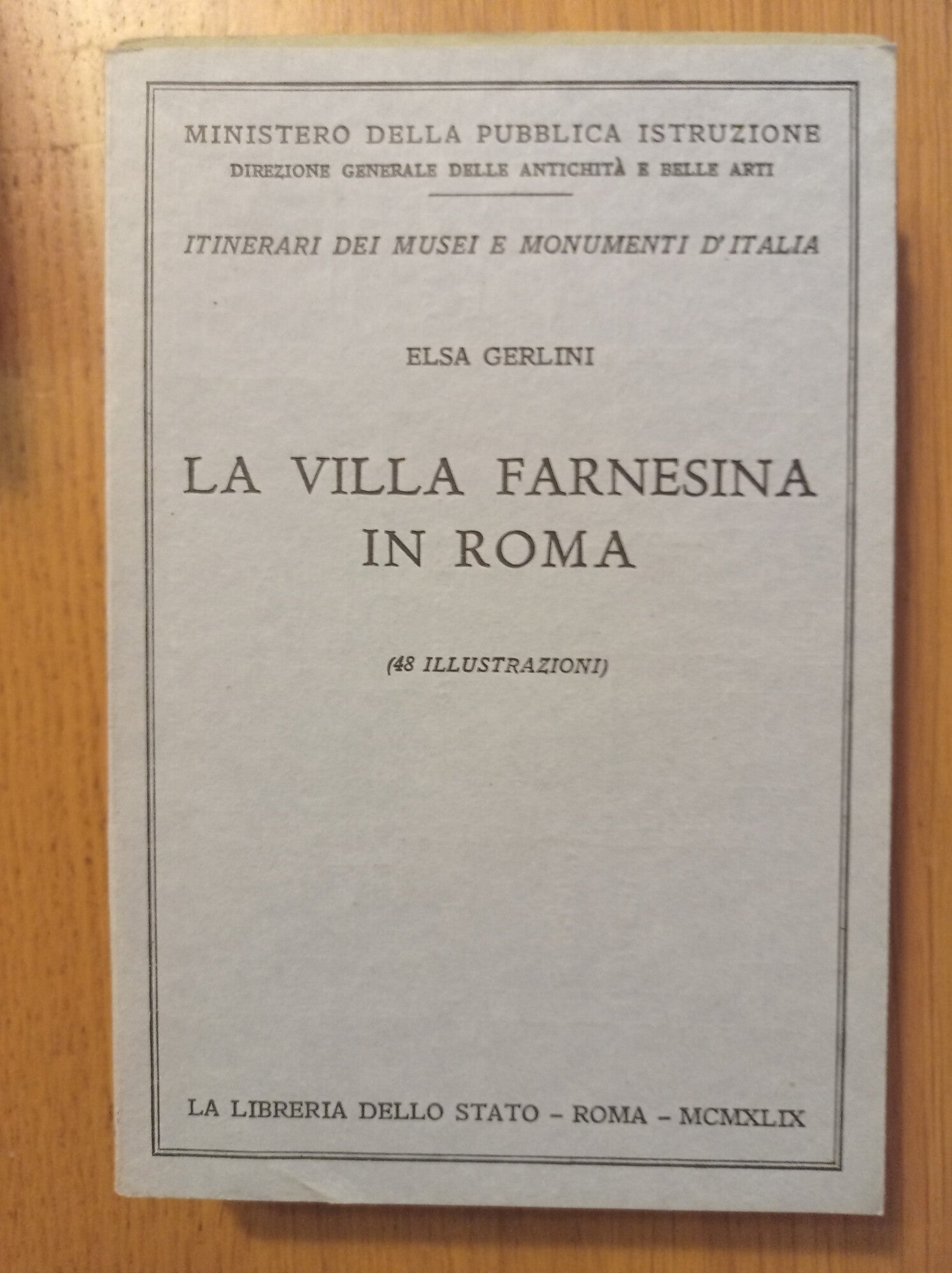 La villa farnesina in Roma - copertina
