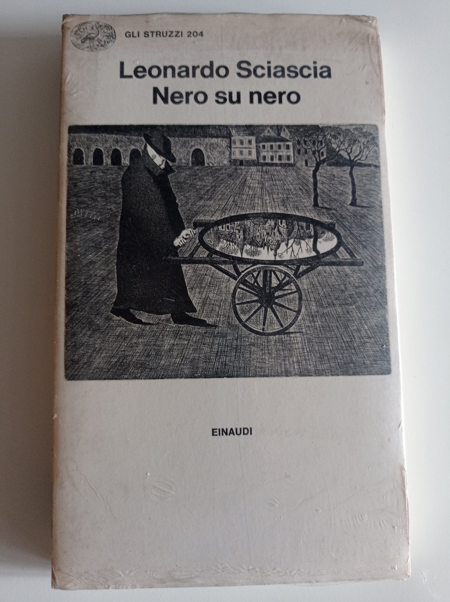Nero su nero - copertina