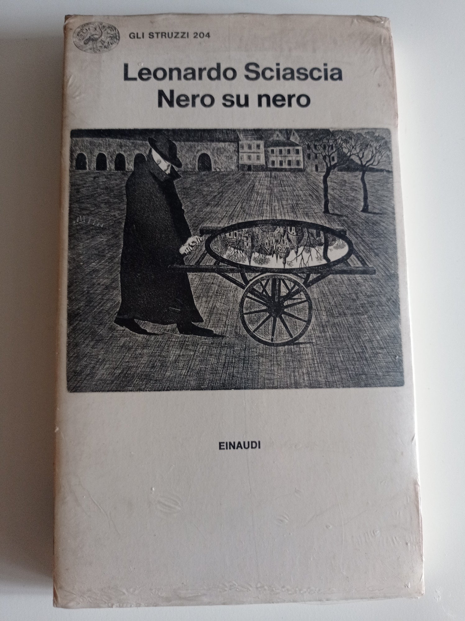 Nero su nero - copertina
