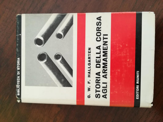 Storia della corsa agli armamenti - copertina
