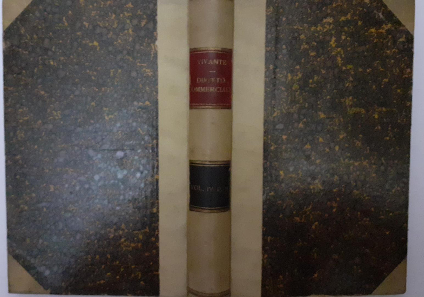 Trattato di diritto commerciale Volume IV Parte II. Il trasporto ferroviario e la prescrizione - copertina