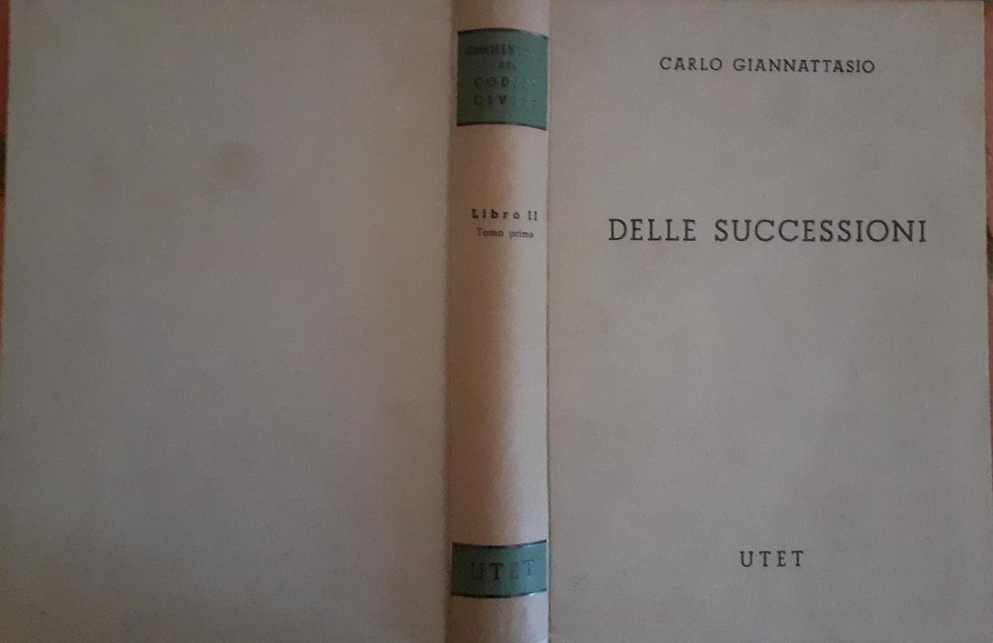 Delle successioni. Disposizioni generale e successioni legittime Libro II Tomo I - copertina