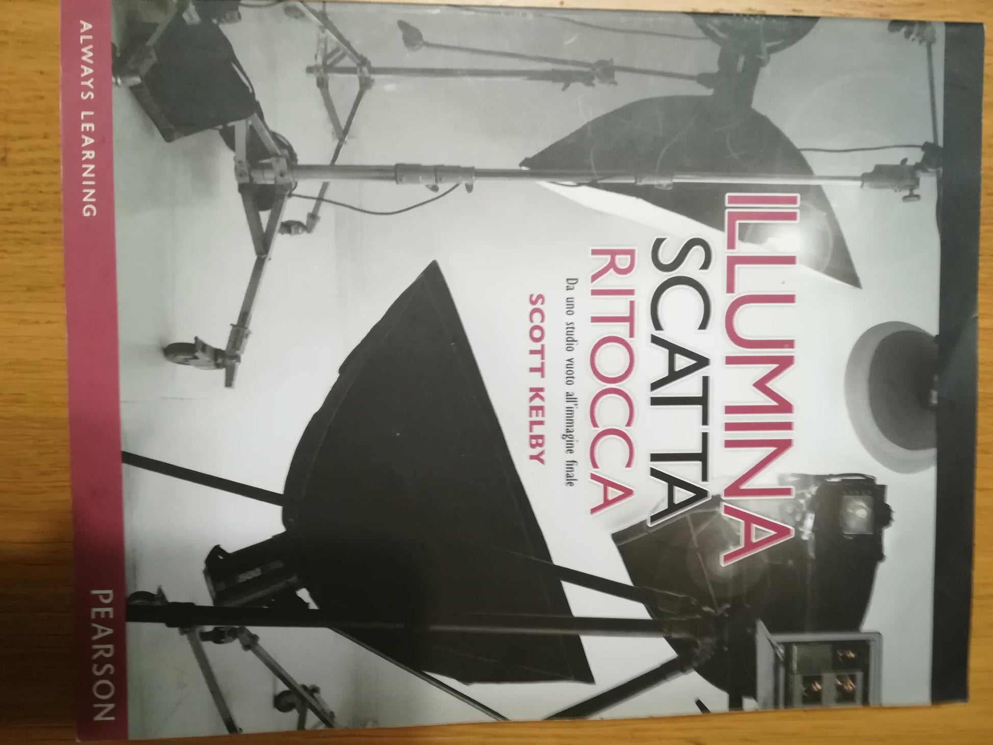 Illumina scatta ritocca - copertina