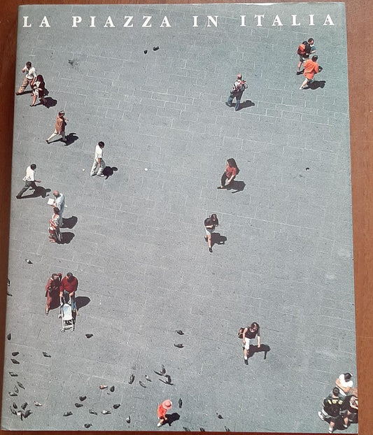 La piazza in Italia - copertina