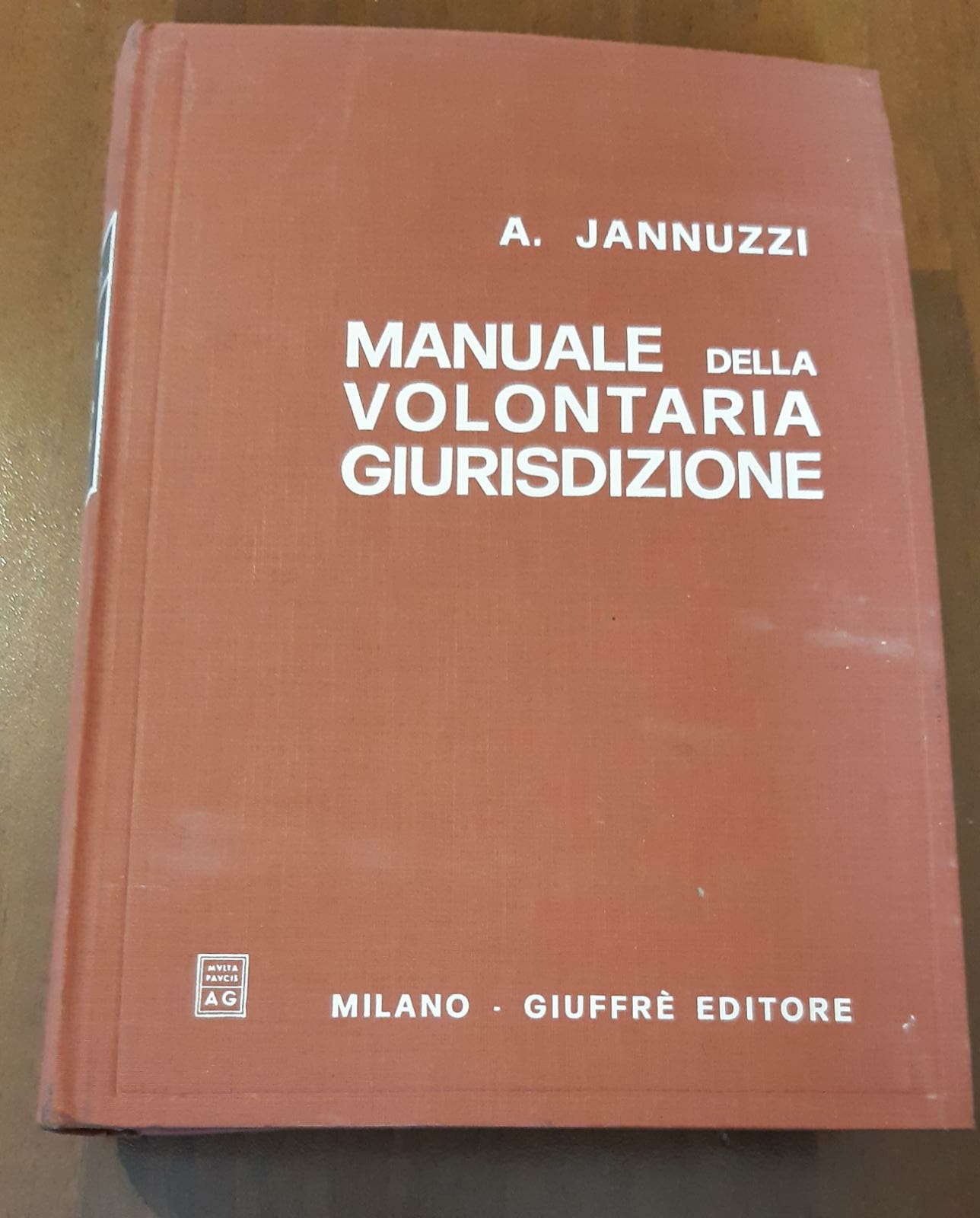 Manuale della volontaria giurisdizione - copertina