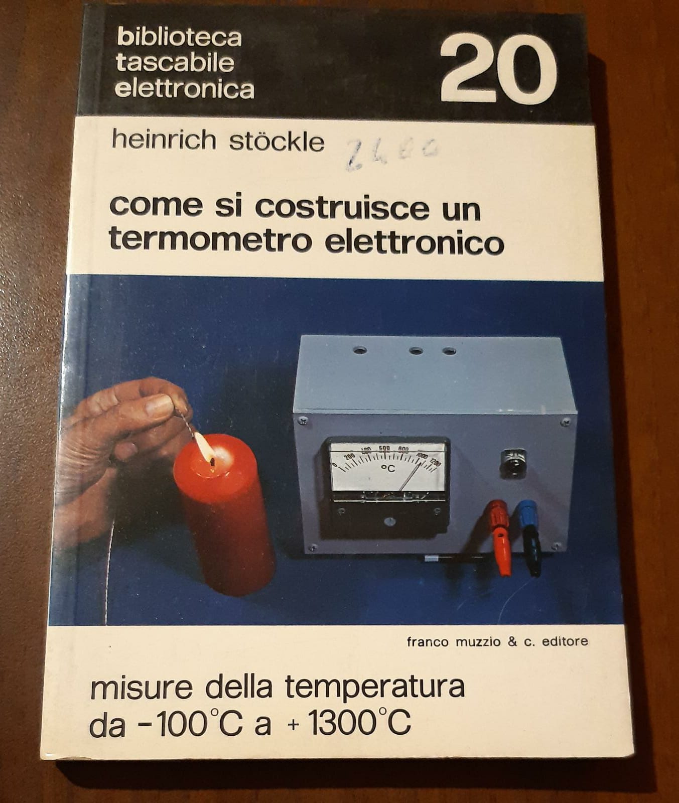 Come si costruisce un termometro elettronico - copertina