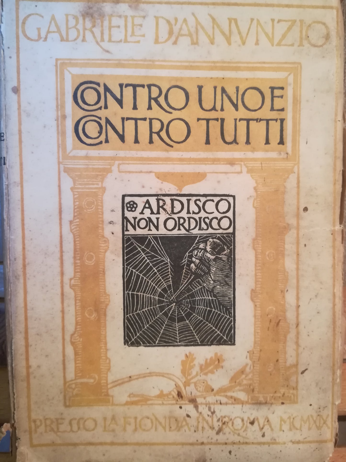 Contro uno e contro tutti - copertina