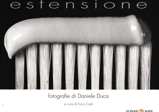 Estensione. Fotografie di Daniele Duca. Ediz. italiana e inglese - copertina
