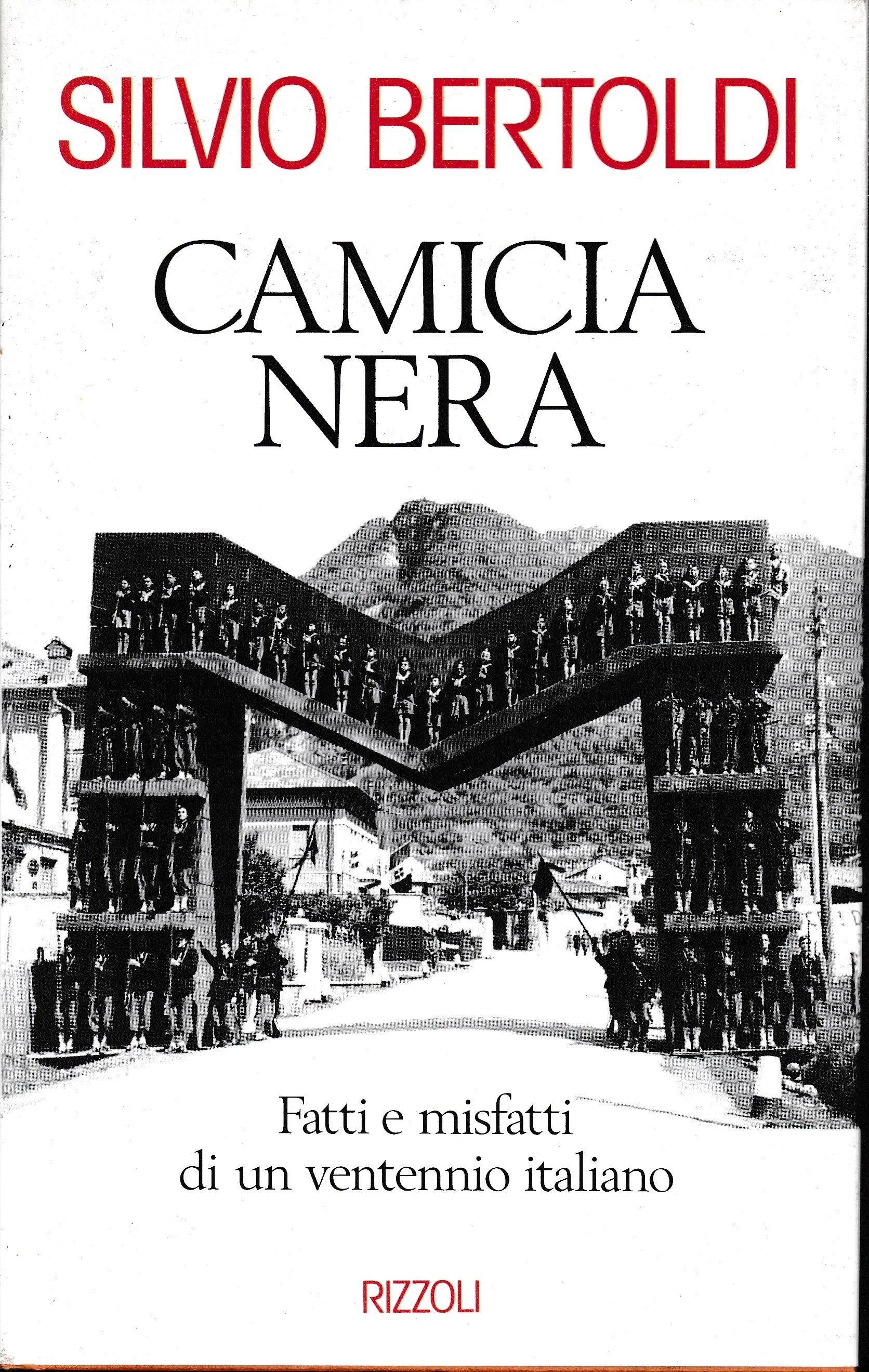 Camicia nera - copertina