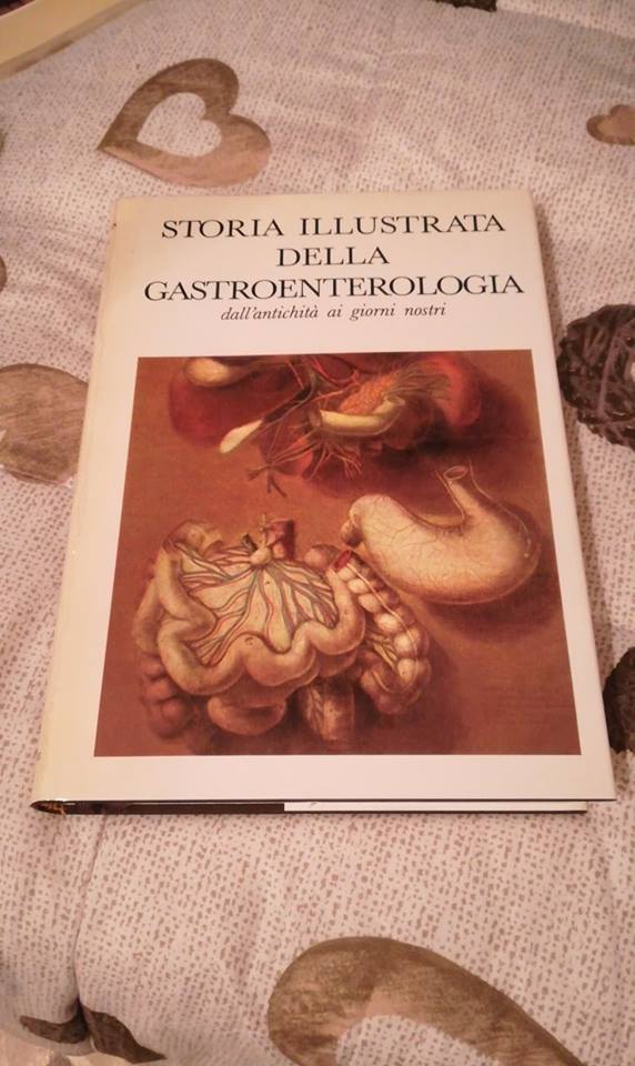 Storia illustrata della gastroenterologia dell'antichità ai giorni nostri - copertina