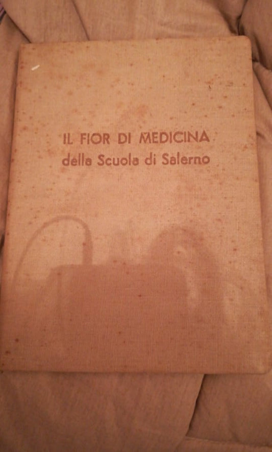 IL FIOR DI MEDICINA DELLA SCUOLA DI SALERNO - copertina