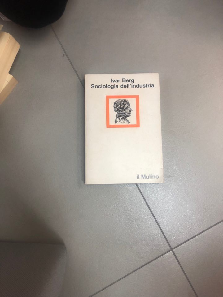 sociologia dell'industria - copertina