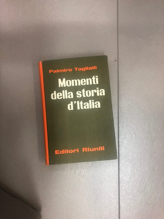 momenti della storia d'italia - copertina