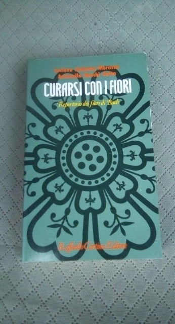 curarsi con i fiiori - copertina