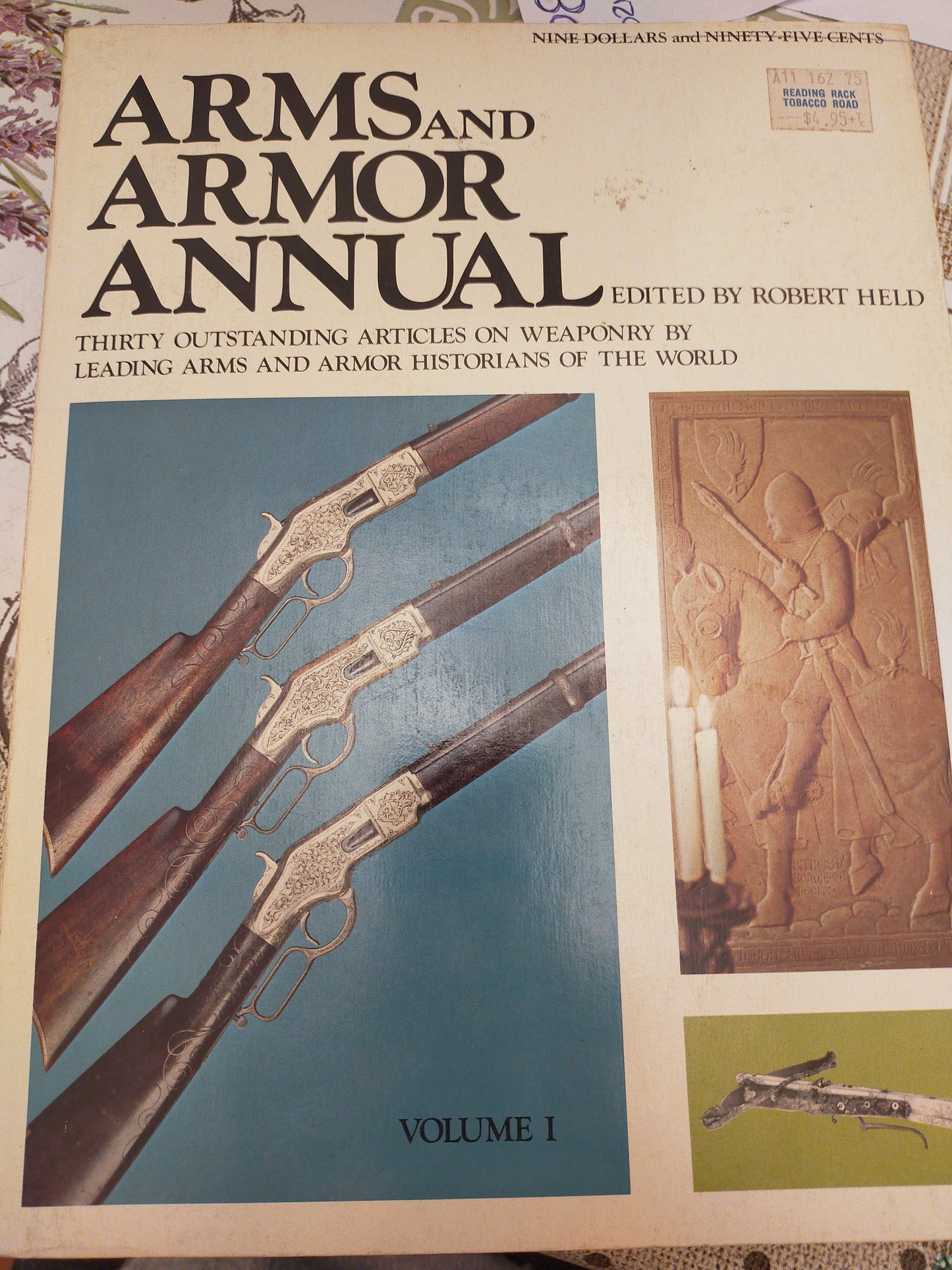 Arms and armor annual - copertina