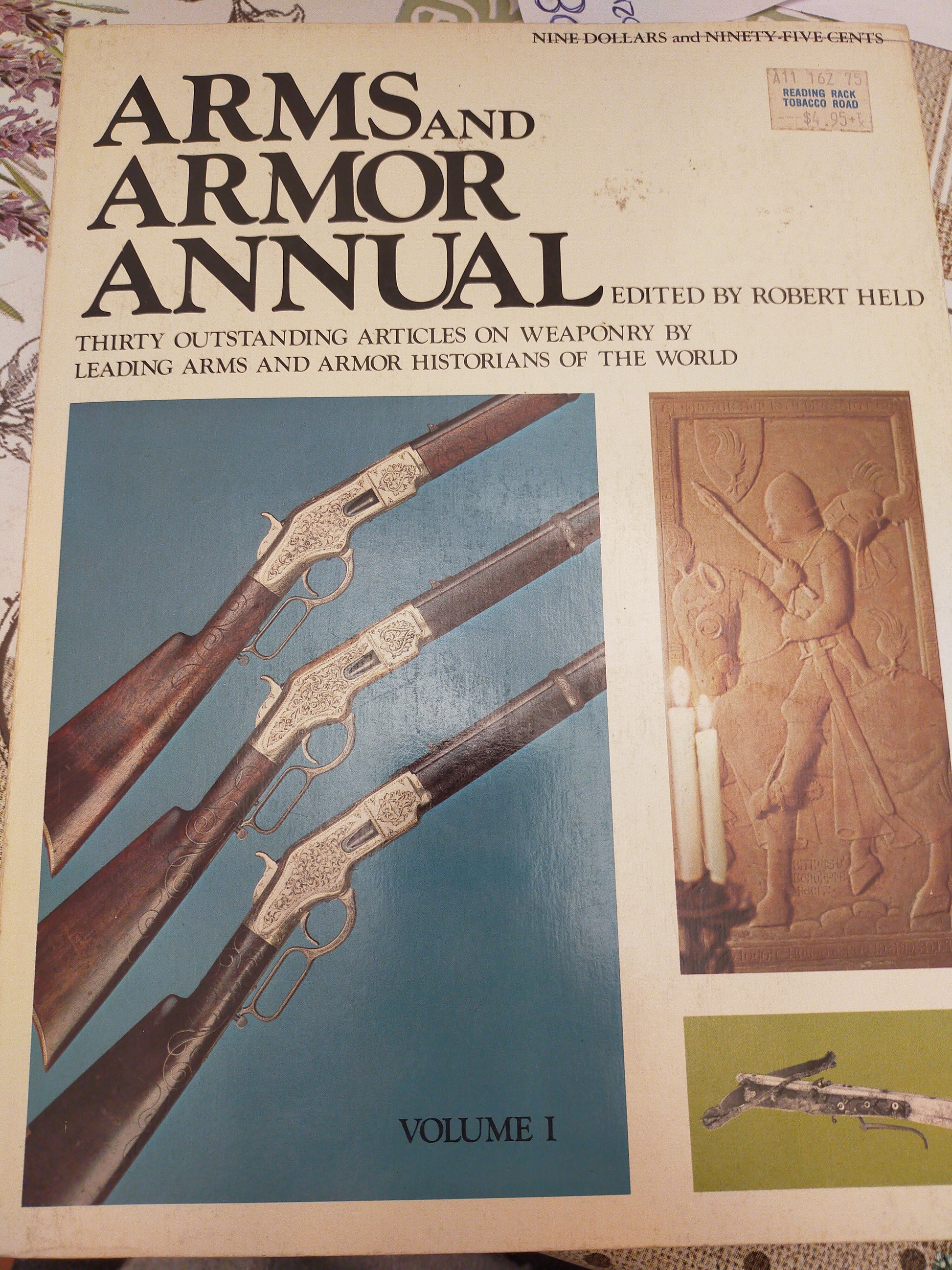 Arms and armor annual - copertina