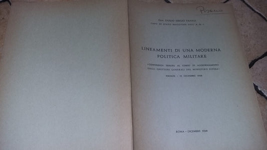 Lineamenti di una moderna politica militare - copertina