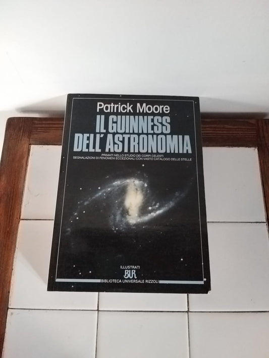 Il guinness dell' astronomia - copertina