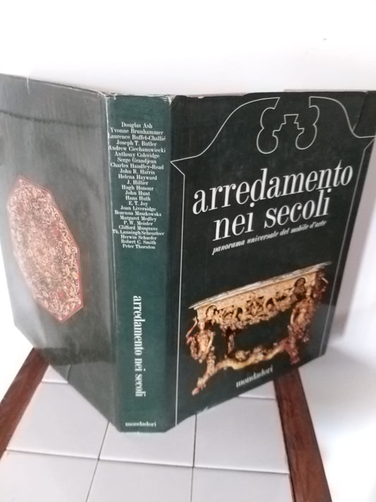 Arredamento nei secoli panorama universale del mobile d'arte - copertina