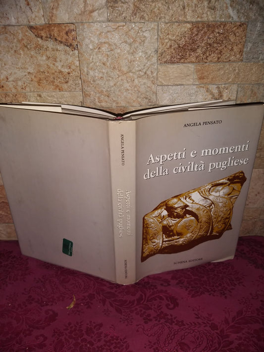 Aspetti e momenti della civiltà pugliese - copertina