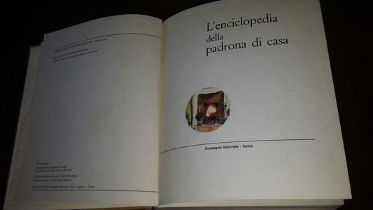 L'enciclopedia della padrona di casa - copertina