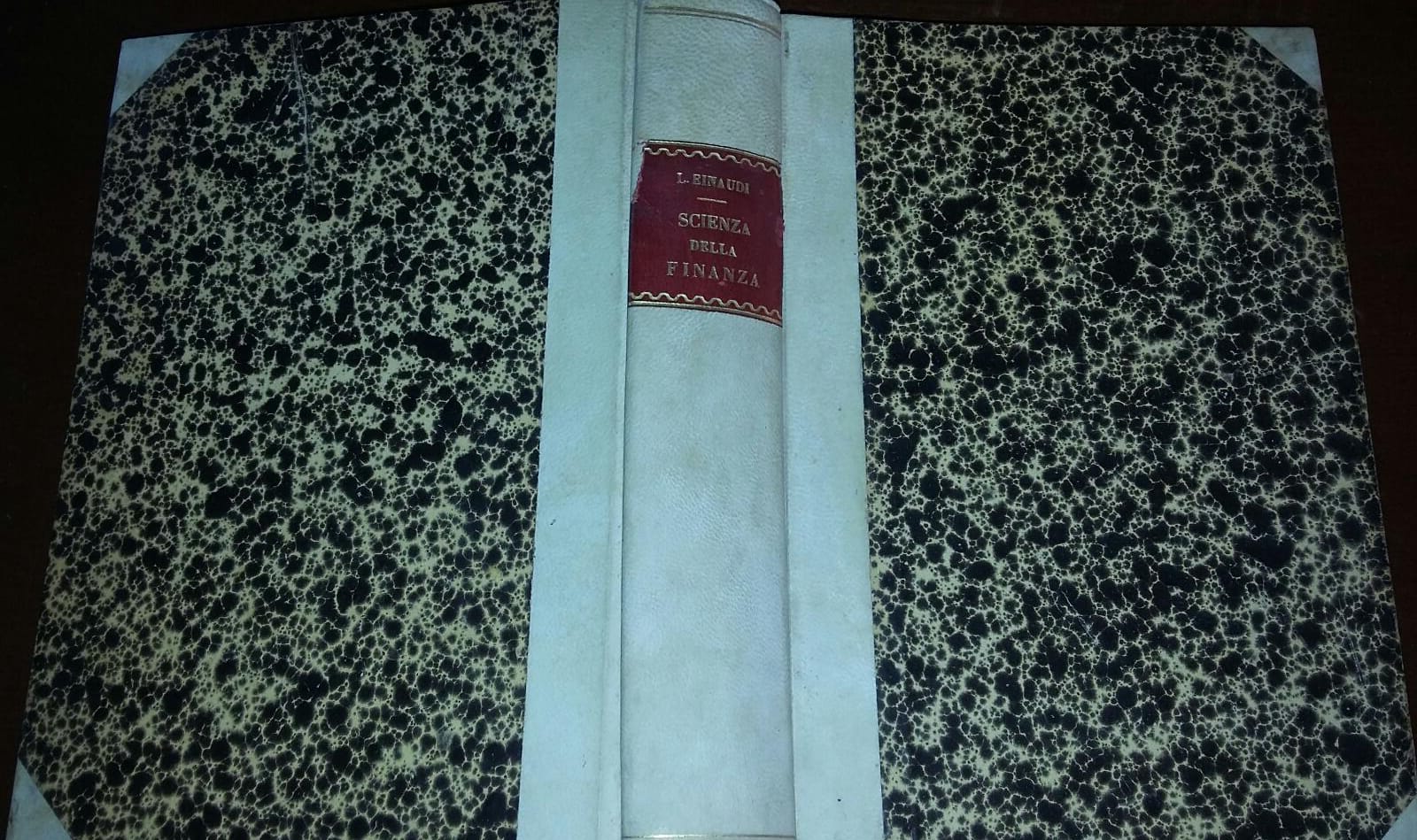 Corso Di Scienza Della Finanza - copertina