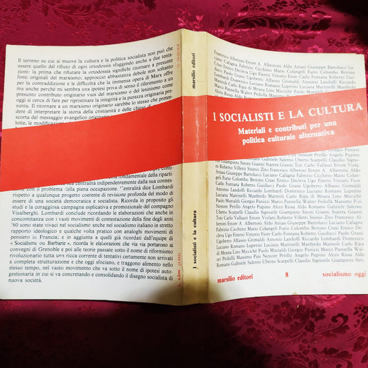 I socialisti e la cultura  Materiali e contributi per una politica culturale alternativa - copertina