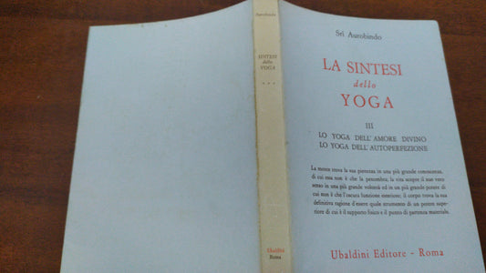 La sintesi dello yoga - copertina