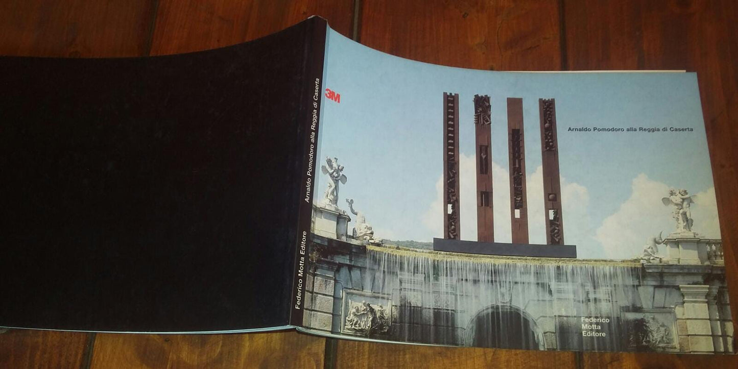 Arnaldo Pomodoro alla reggia di Caserta - copertina