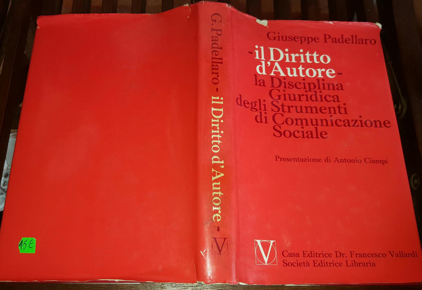 Il Diritto d'Autore. La disciplina Giuridica degli Strumenti di Comunicazione Sociale - copertina