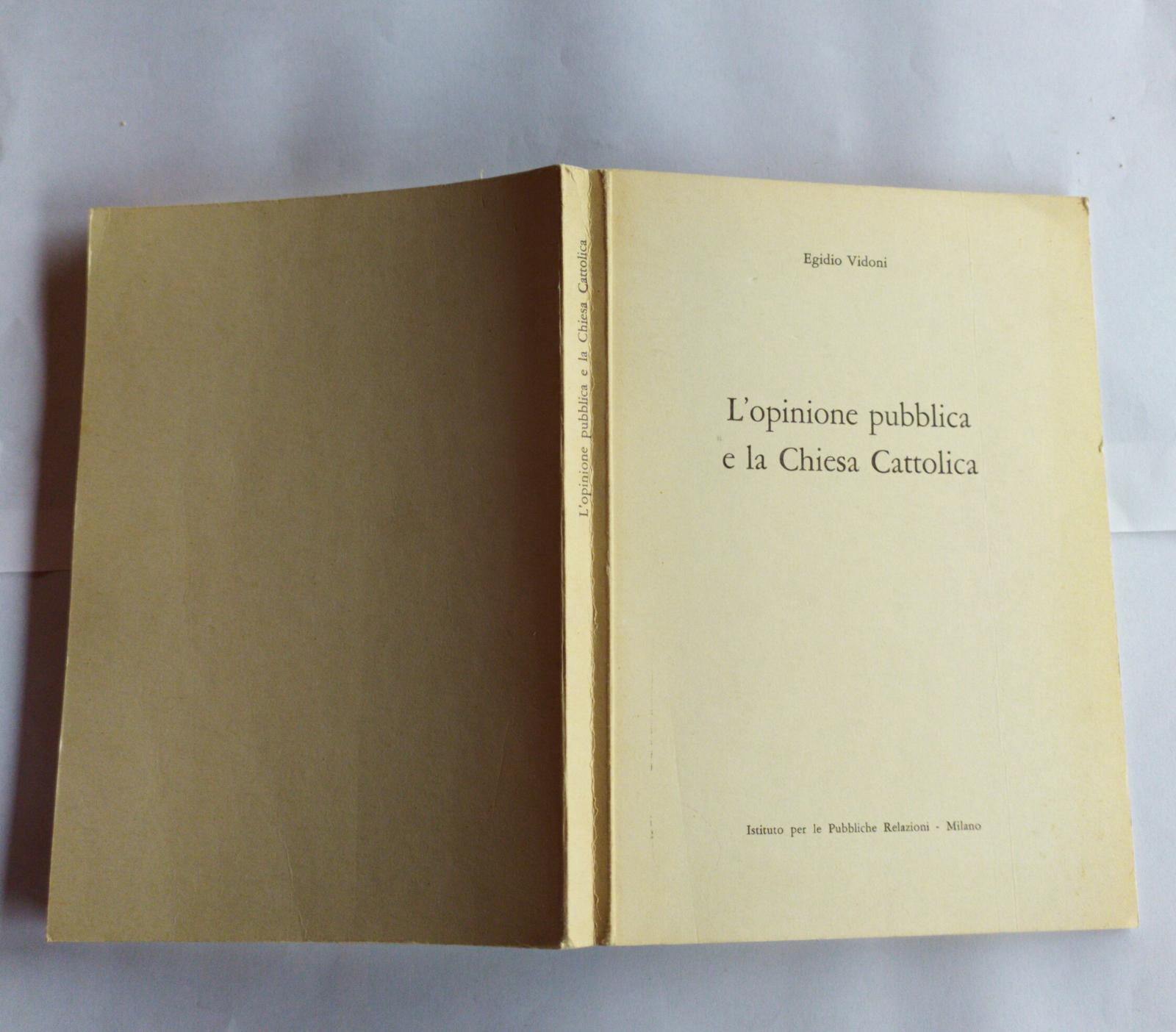L'opinione pubblica e la Chiesa Cattolica - copertina