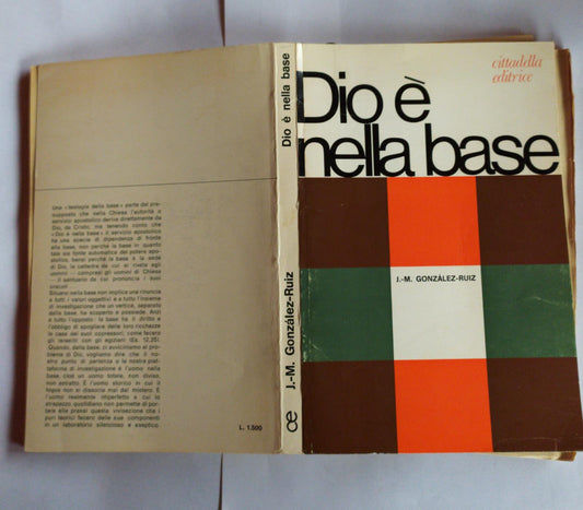 Dio e' nella base - copertina