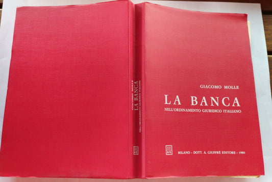 La banca nell'ordinamento giuridico italiano - copertina
